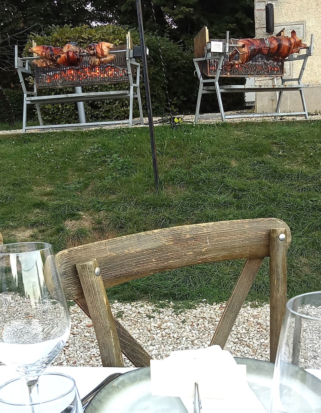 Cochon roti terrasse